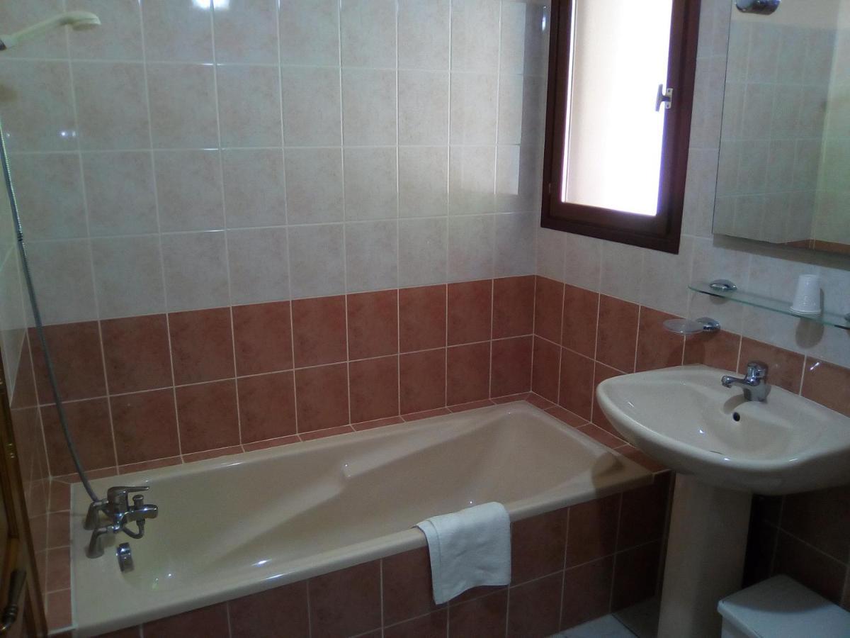 Les Cretes Villa Sarrouilles Exterior photo